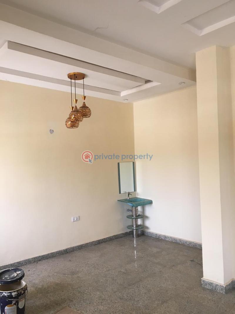 For rent 4 bedroom House Riverpark Estate, Along Airport Road Lugbe