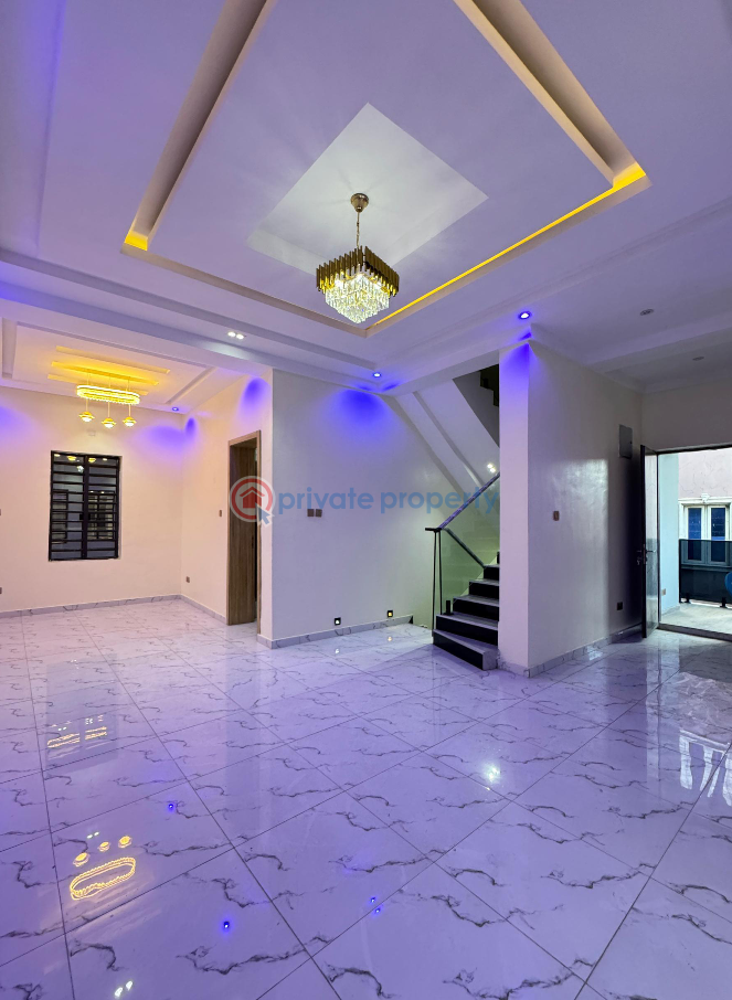 4 bedroom Semi detached Duplex For Sale Ebute Meta Ebute Metta Yaba Lagos - 0