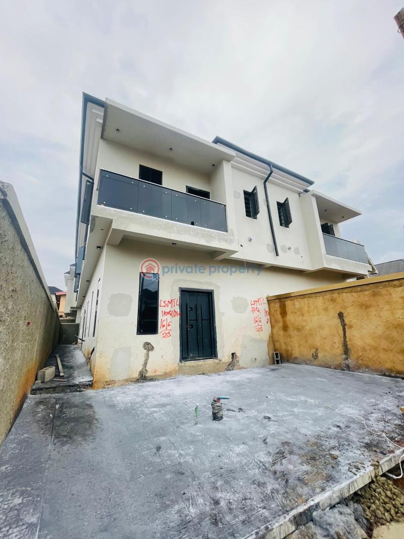 4 bedroom Semi detached Duplex For Sale Magodo GRA Phase 1 Ojodu Lagos - 0
