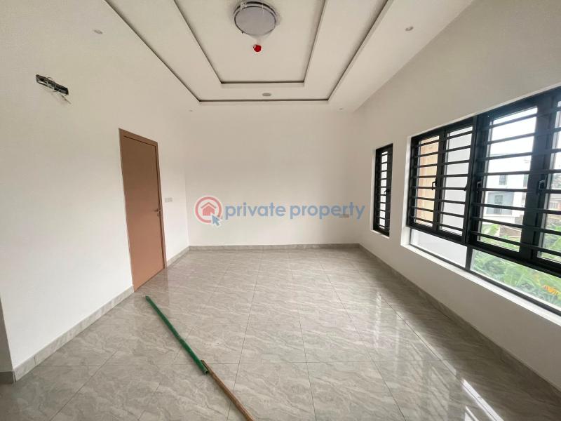 4 bedroom Flat & Apartment For Sale Surulere Lagos - 14