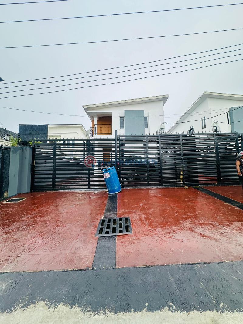 4 bedroom Semi detached Duplex For Sale Maryland Lagos