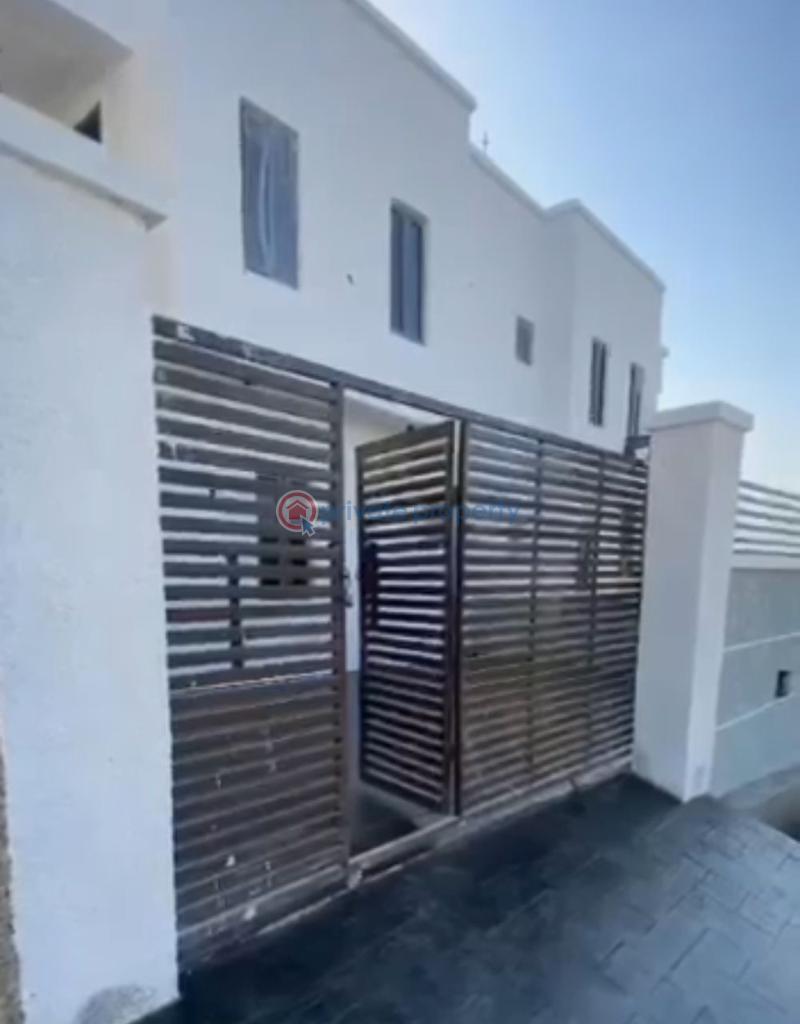 4 bedroom Semi detached Duplex For Sale At Bello Sholebo Estate Opposite General Hospital Ikorodu Lagos - 0
