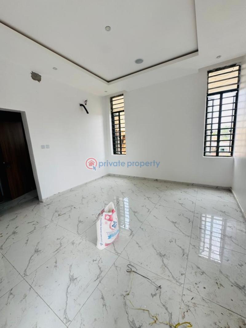 4 bedroom Semi detached Duplex For Sale Omole Phase 1 Ojodu Lagos - 3