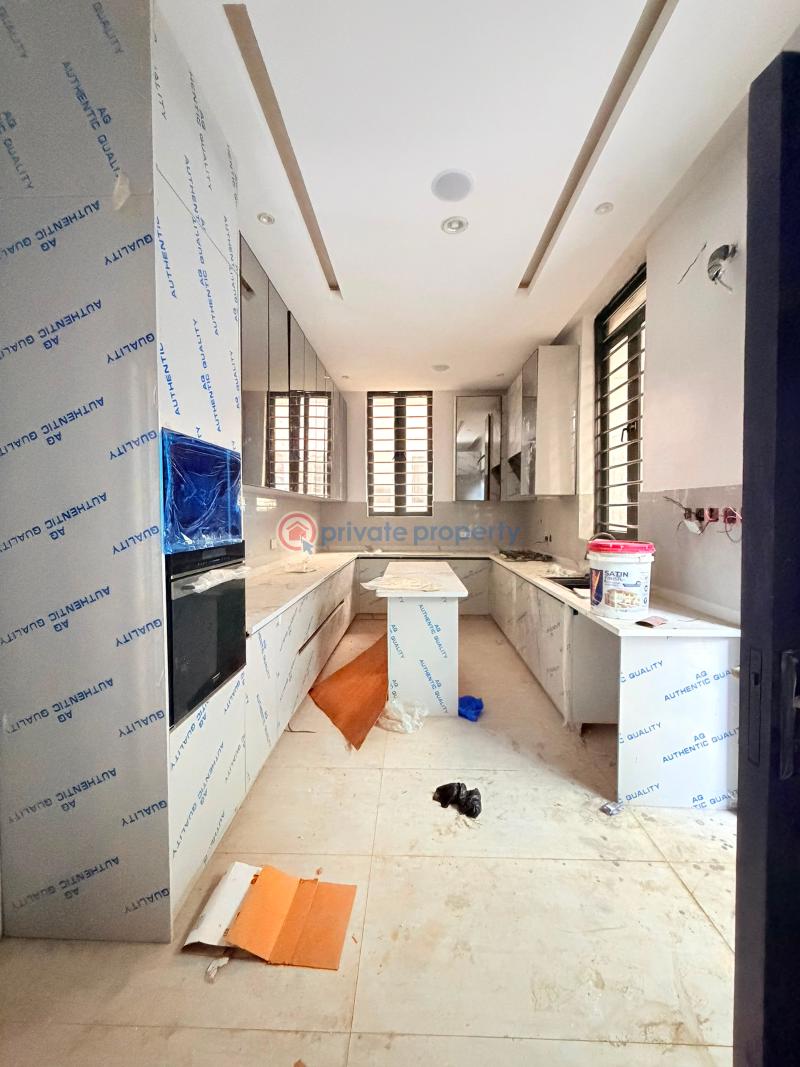 4 bedroom Semi detached Duplex For Sale Omole Phase 2 Ojodu Lagos - 6