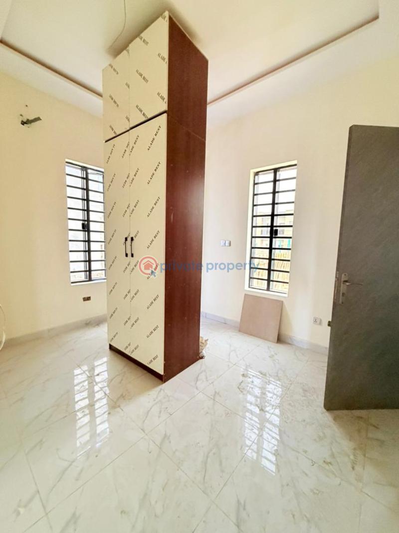 4 bedroom Semi detached Duplex For Sale Omole Phase 1 Ojodu Lagos - 10