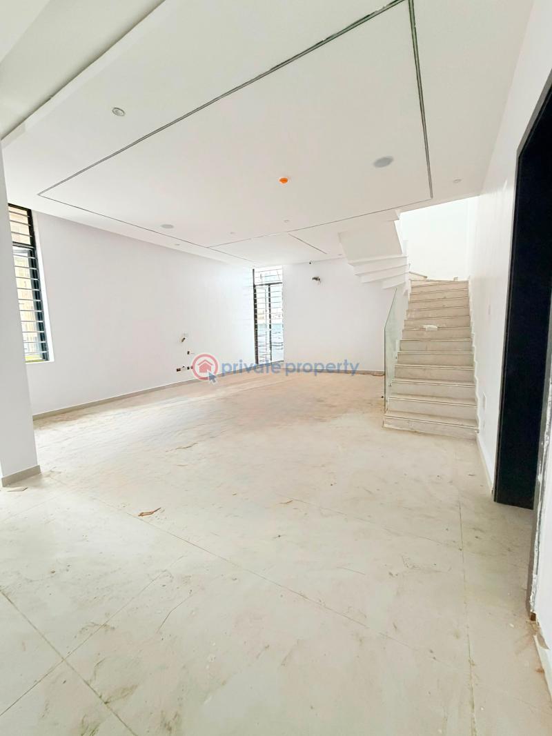 4 bedroom Semi detached Duplex For Sale Omole Phase 2 Ojodu Lagos - 5