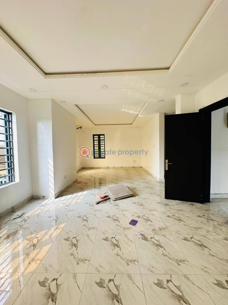 4 bedroom Semi detached Duplex For Sale Maryland Lagos - 5