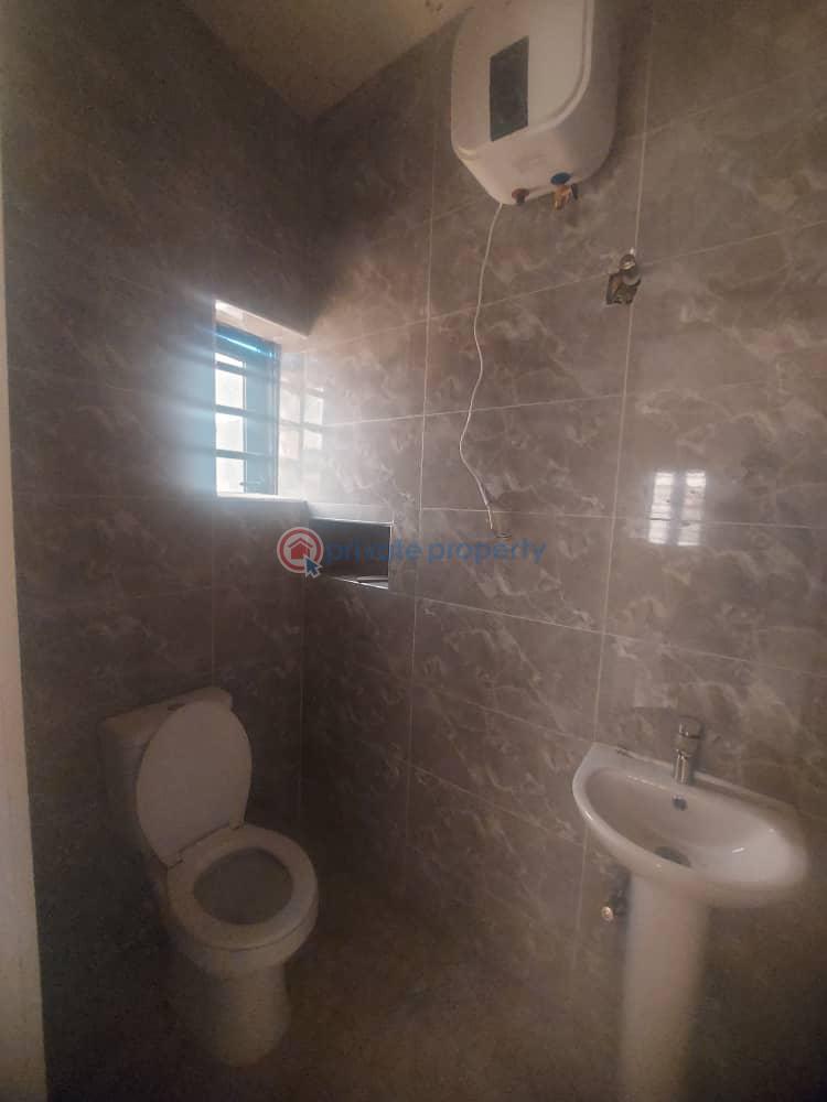 4 bedroom Semi detached Duplex For Sale Omole Phase 1 Ojodu Lagos - 9