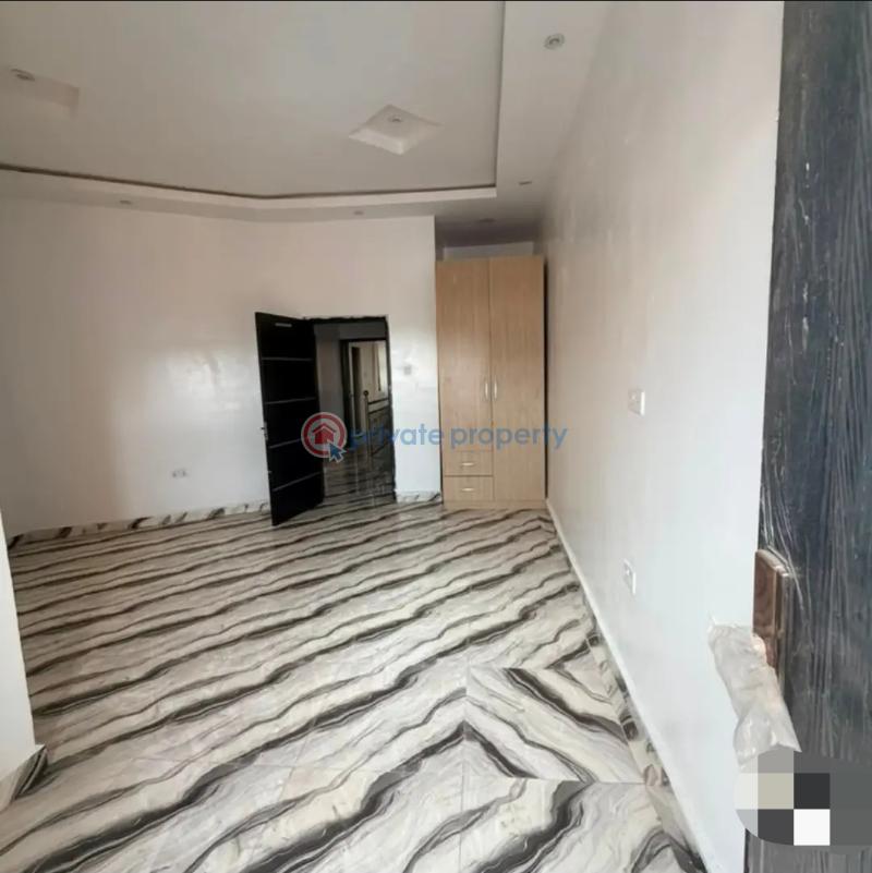 4 bedroom Semi detached Duplex For Sale Adelabu Surulere Lagos - 2