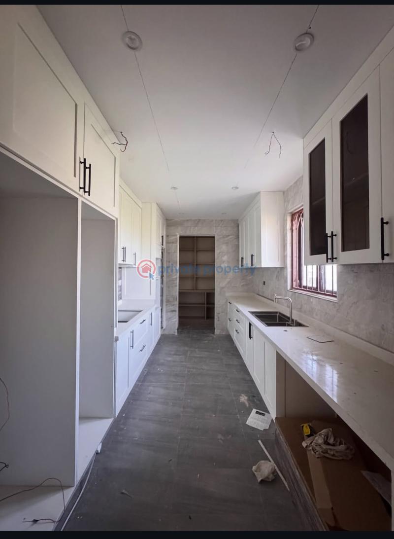 4 bedroom Semi detached Duplex For Sale Lekki Phase 1 Lagos - 5