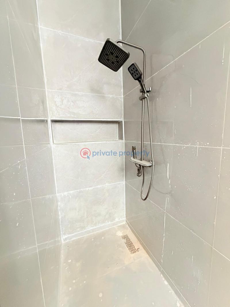 4 bedroom Semi detached Duplex For Sale Omole Phase 2 Ojodu Lagos - 10