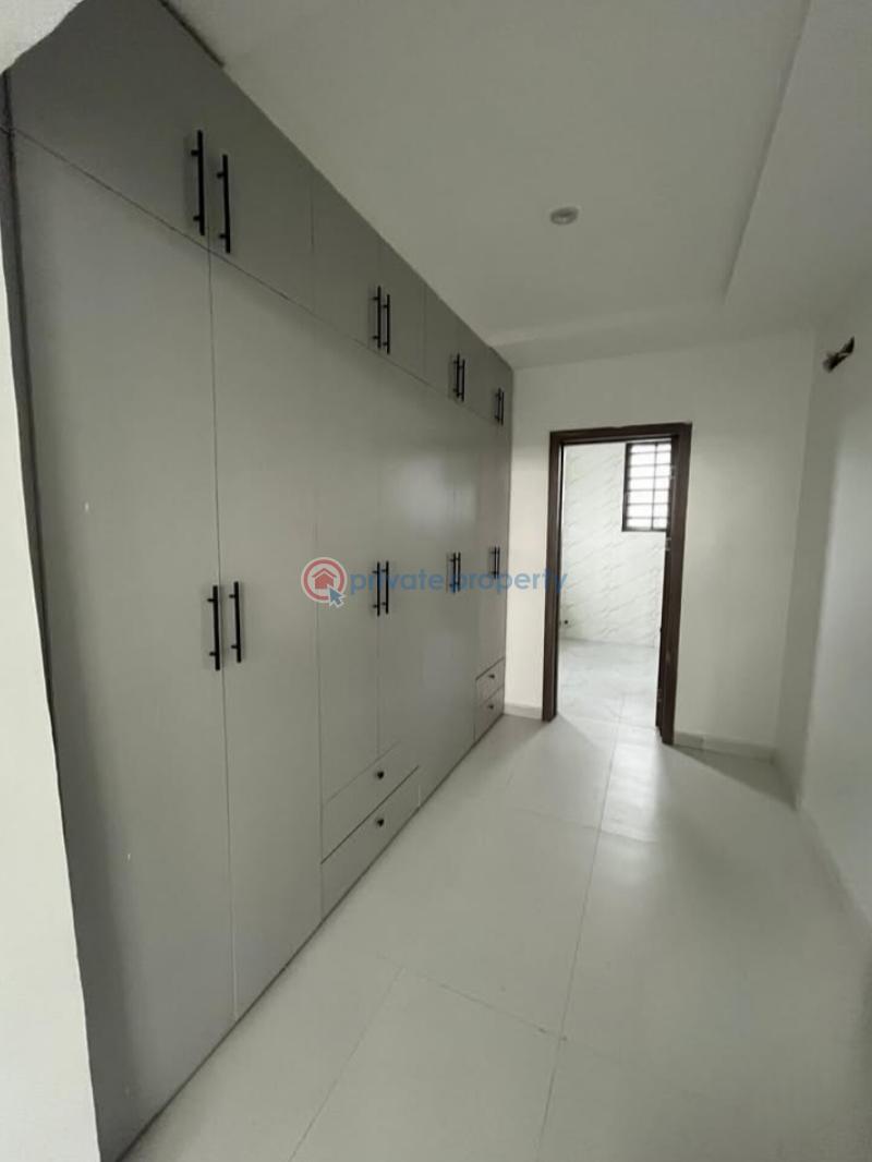 4 bedroom Semi detached Duplex For Sale Maryland Lagos - 8
