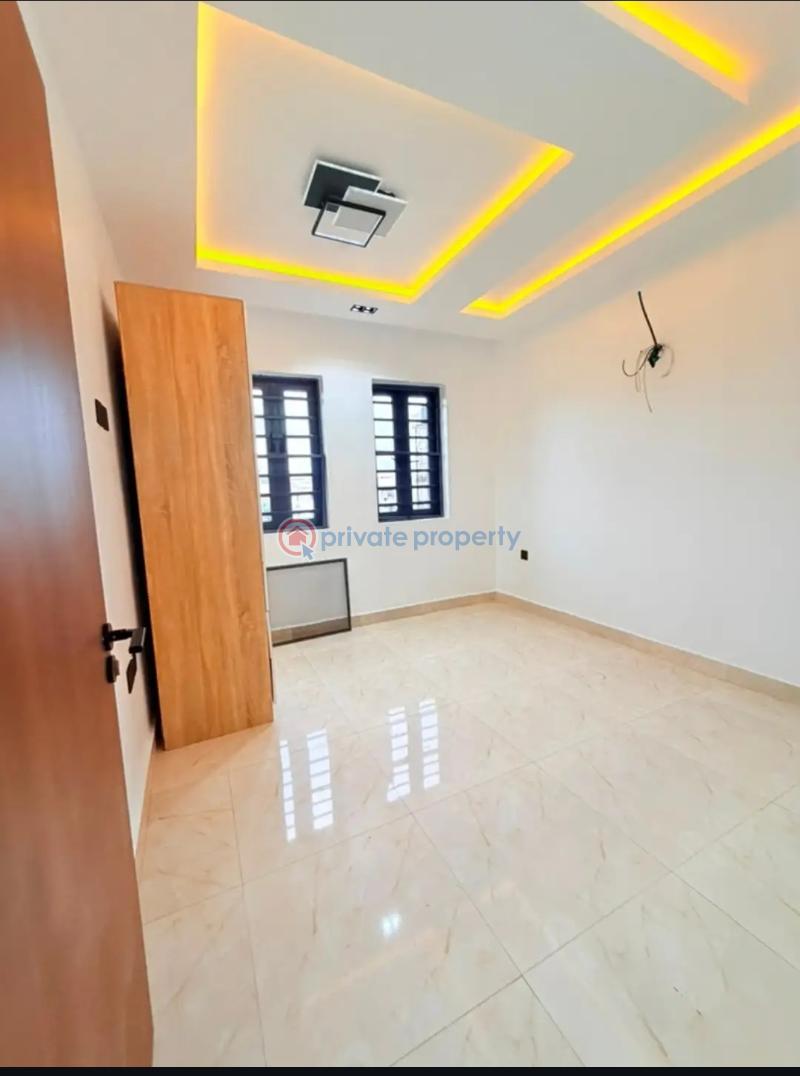 4 bedroom Detached Duplex For Sale Surulere Lagos - 5