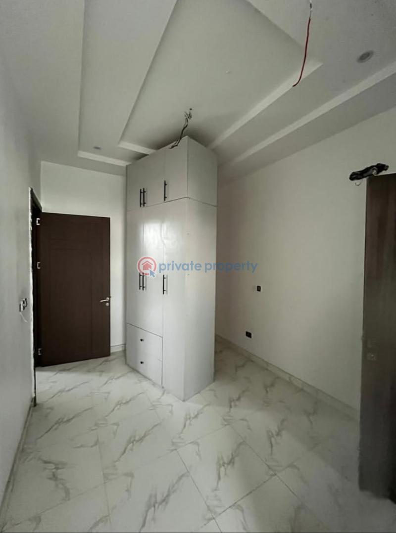 4 bedroom Semi detached Duplex For Sale Maryland Lagos - 4