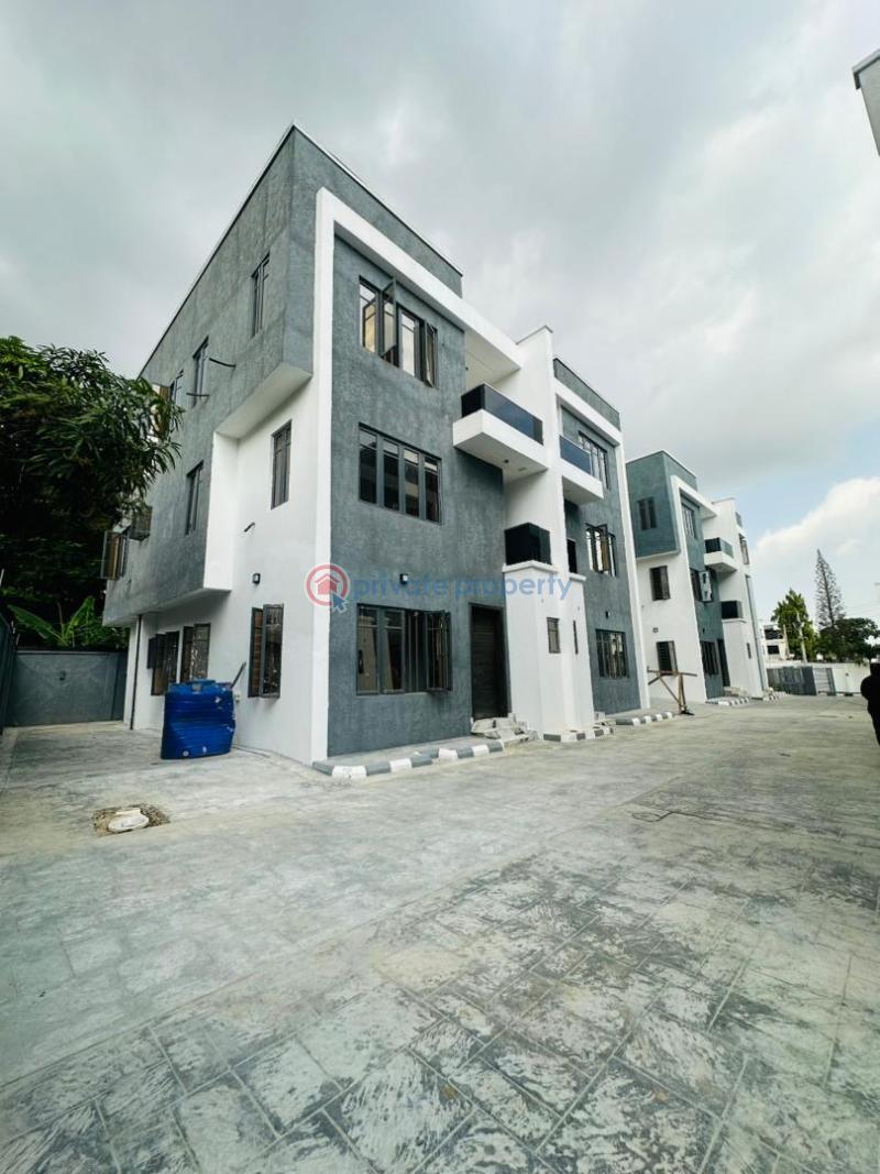 4 bedroom Semi detached Duplex For Sale Maryland Lagos - 11