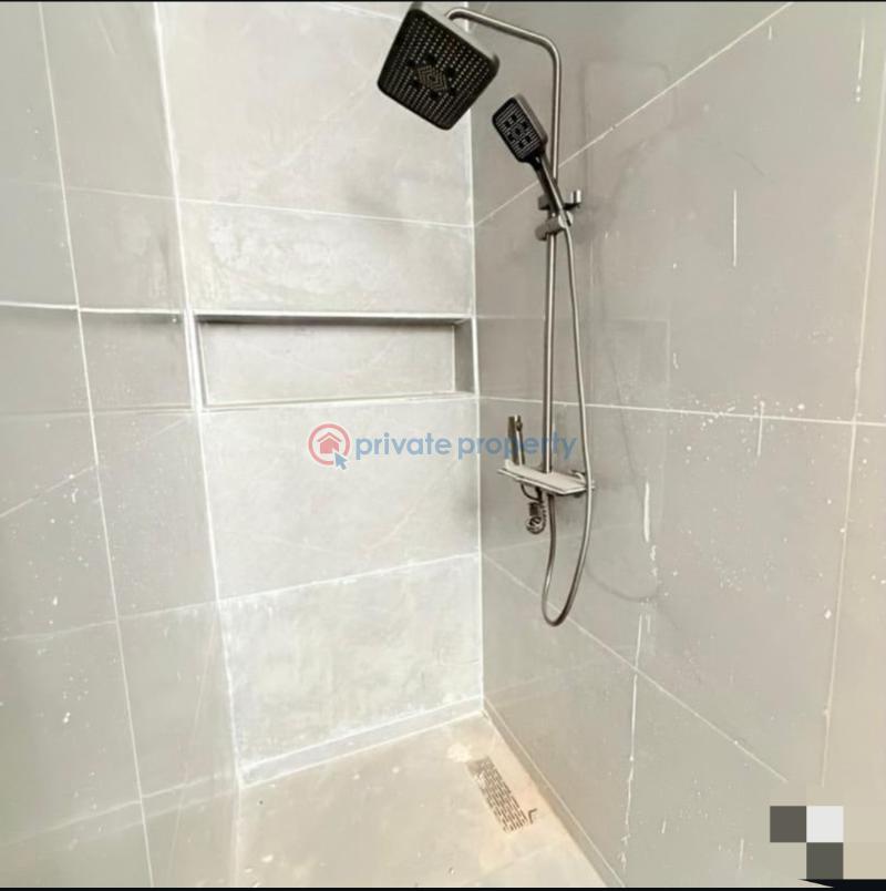 4 bedroom Semi detached Duplex For Sale Omole Phase 2 Ojodu Lagos - 12