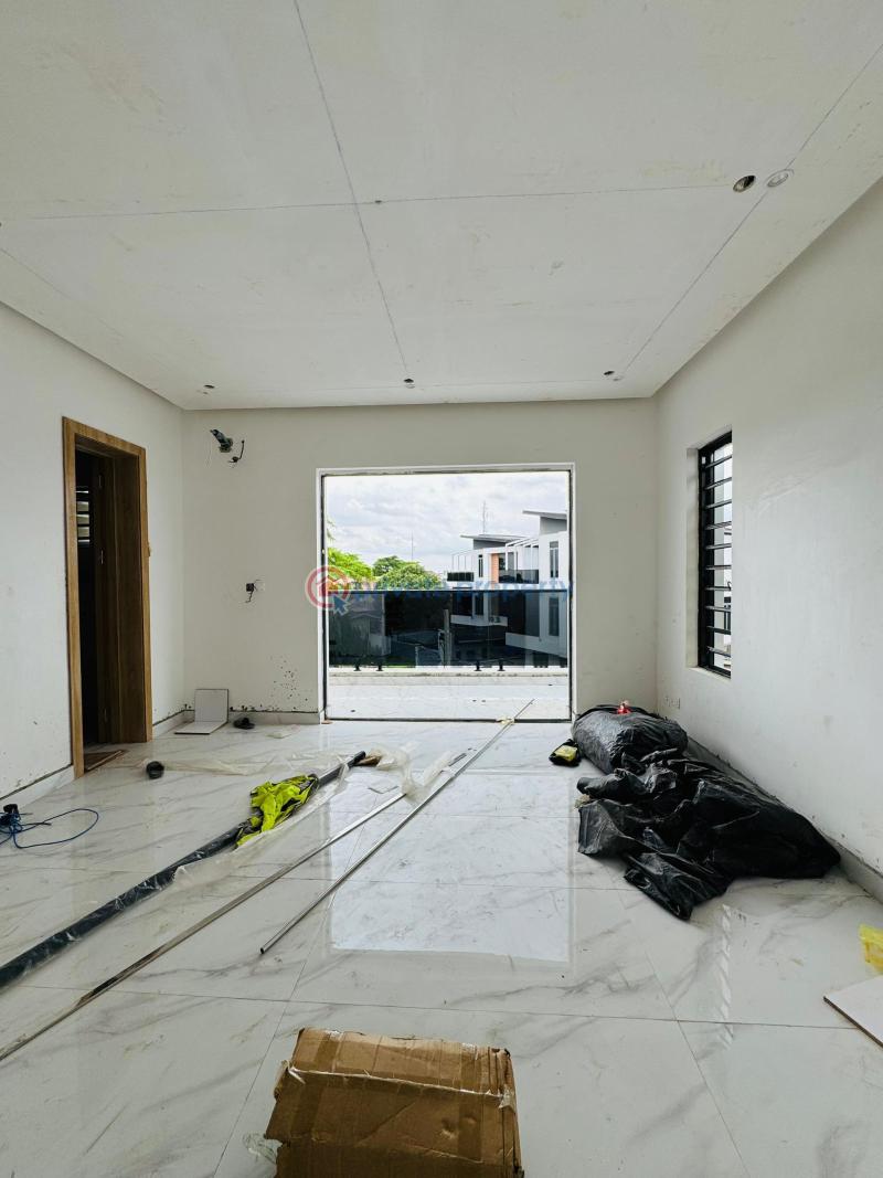4 bedroom Semi detached Duplex For Sale Omole Phase 1 Ojodu Lagos - 9