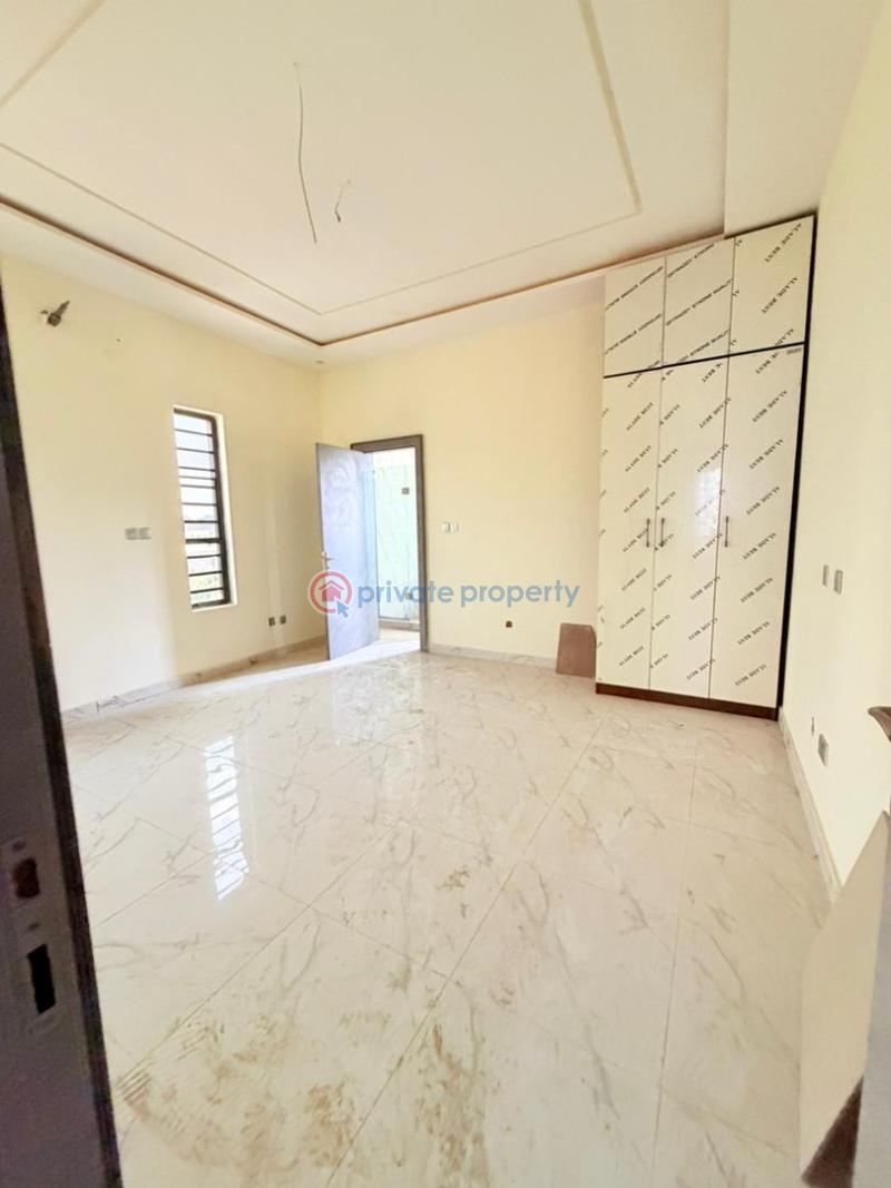 4 bedroom Semi detached Duplex For Sale Omole Phase 1 Ojodu Lagos - 11