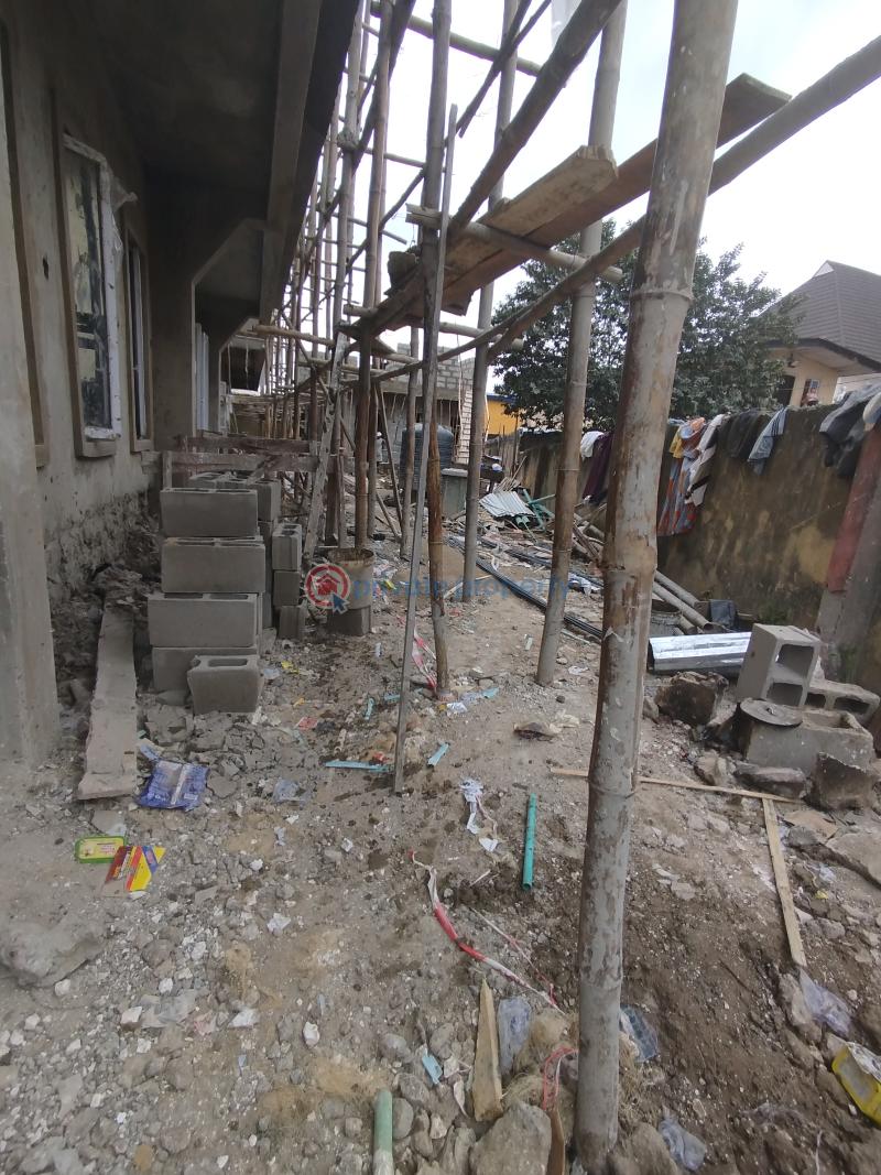 4 bedroom Semi detached Duplex For Sale Surulere Lagos - 5