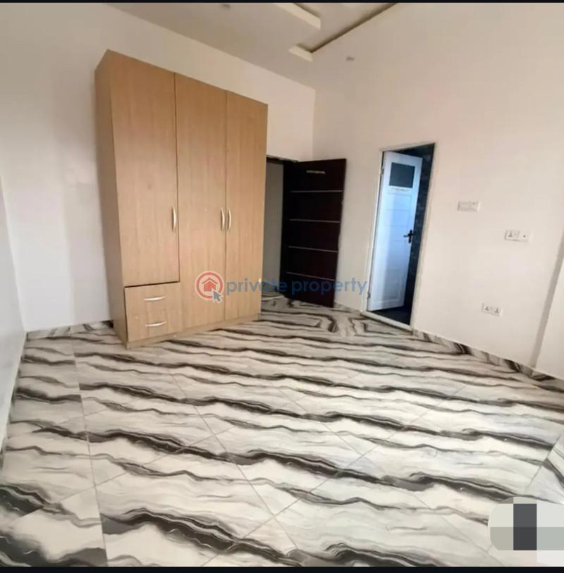 4 bedroom Semi detached Duplex For Sale Adelabu Surulere Lagos - 4