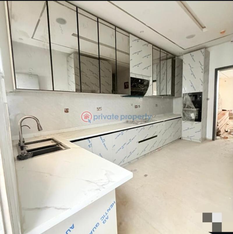 4 bedroom Semi detached Duplex For Sale Omole Phase 2 Ojodu Lagos - 9
