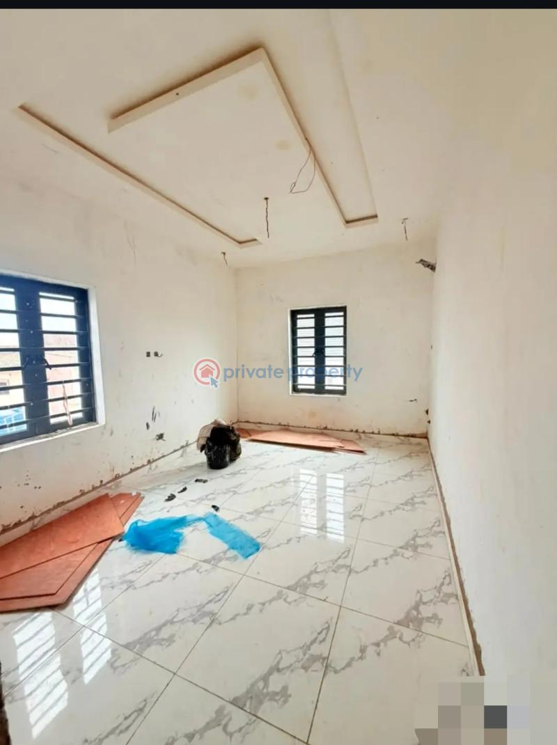 4 bedroom Semi detached Duplex For Sale Magodo Phase 2 Berger Ojodu Lagos - 1