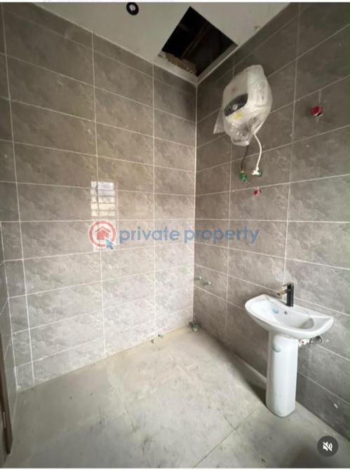 4 bedroom Semi detached Duplex For Sale Ogudu GRA Lagos - 7
