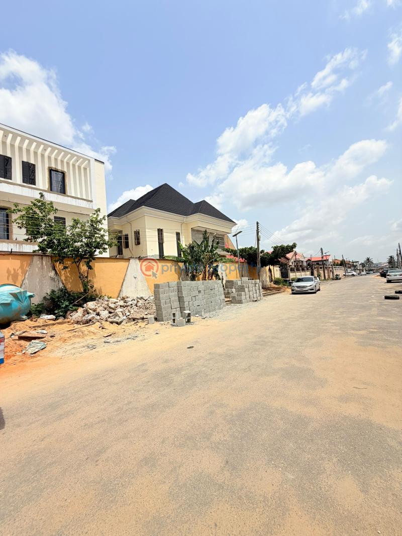4 bedroom Semi detached Duplex For Sale Omole Phase 1 Ojodu Lagos - 7