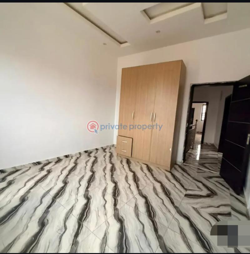 4 bedroom Semi detached Duplex For Sale Adelabu Surulere Lagos - 5