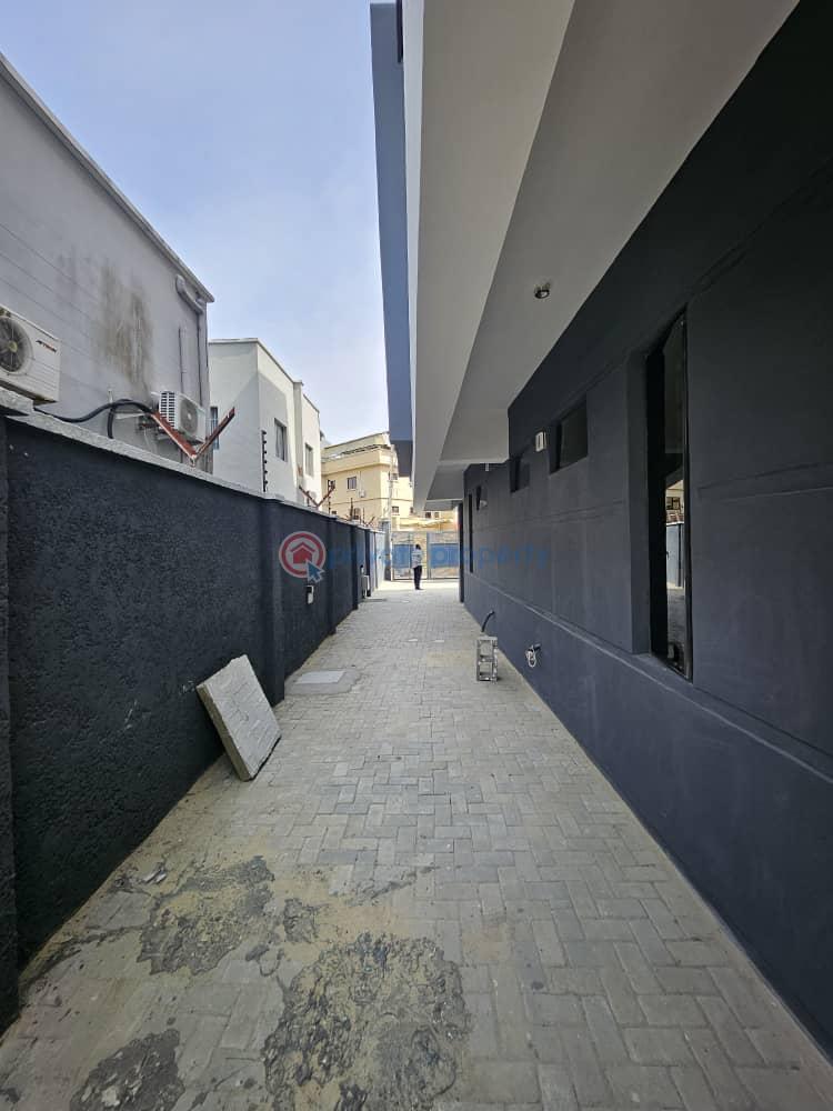 4 bedroom Semi detached Duplex For Rent Victoria Island Lagos - 1