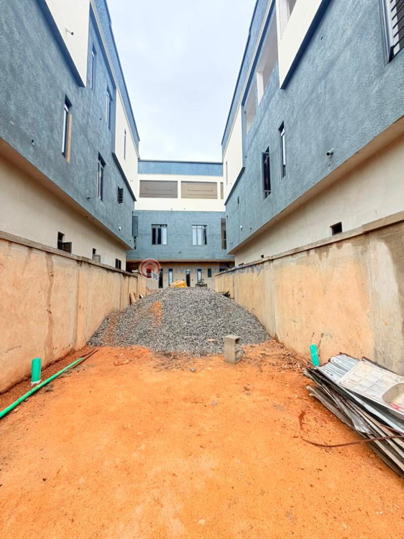4 bedroom Semi detached Duplex For Sale Omole Phase 2 Ojodu Lagos - 6
