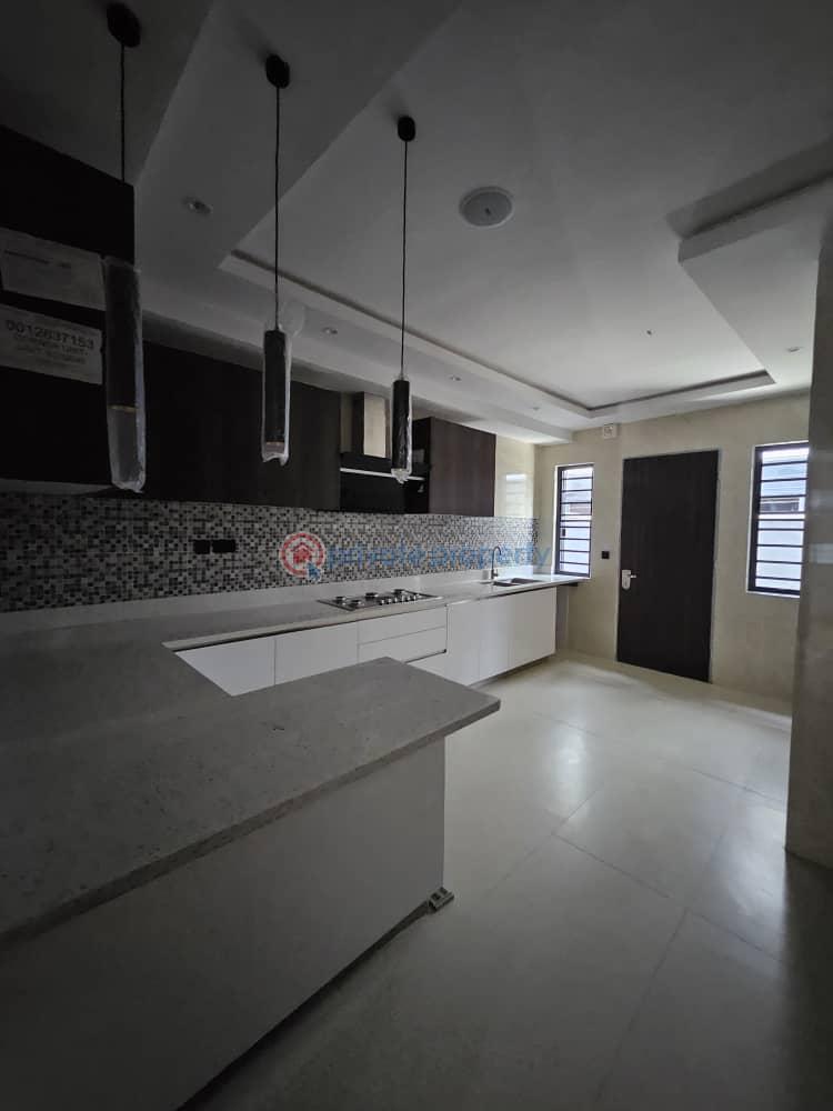 4 bedroom Semi detached Duplex For Rent Victoria Island Lagos - 9