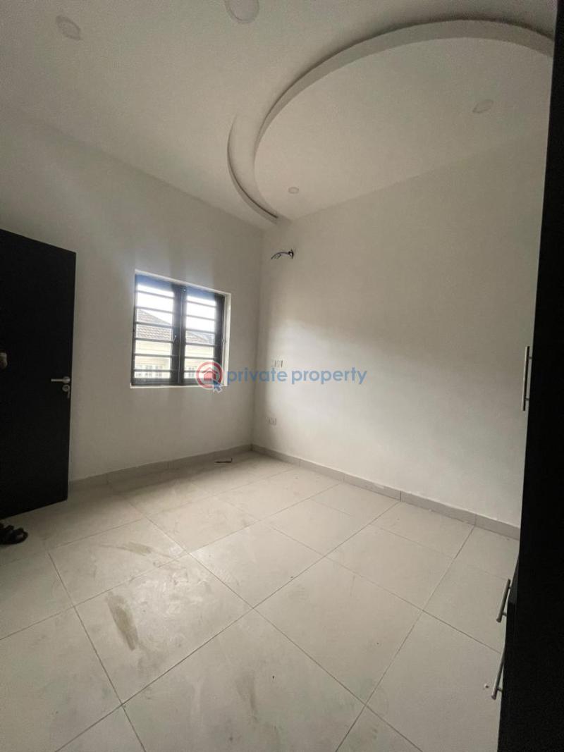 4 bedroom Semi detached Duplex For Sale Magodo GRA Phase 2 Kosofe/Ikosi Lagos