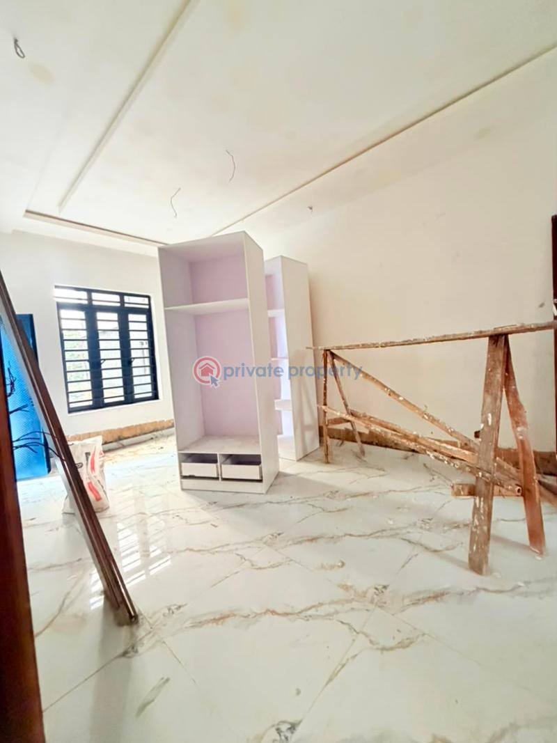 4 bedroom Semi detached Duplex For Sale Omole Phase 2 Ojodu Lagos - 8