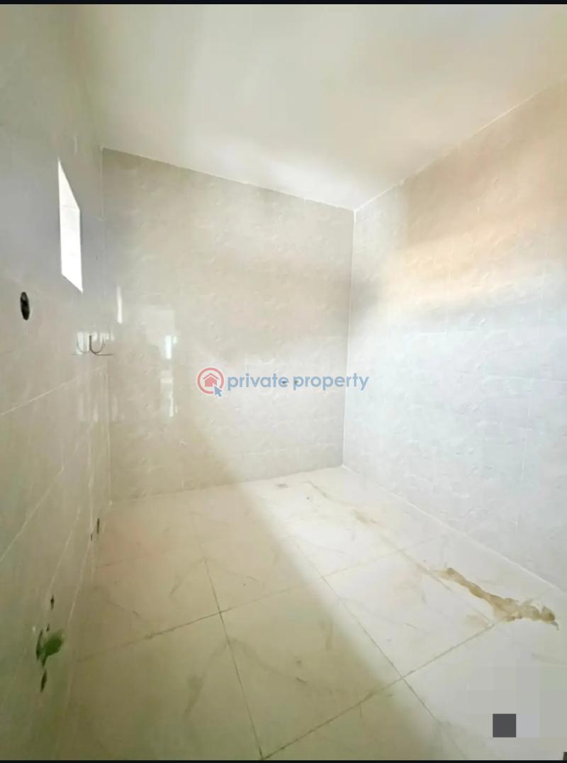 4 bedroom Semi detached Duplex For Sale Magodo Phase 2 Berger Ojodu Lagos - 11