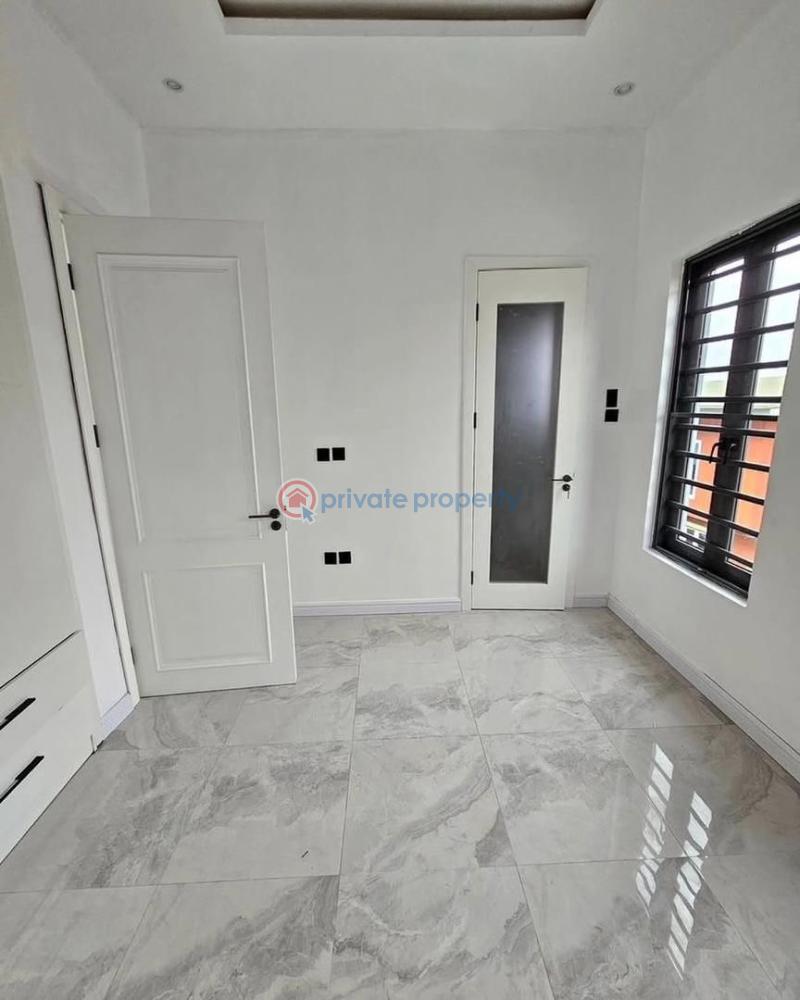4 bedroom Semi detached Duplex For Sale Opebi Ikeja Lagos - 10