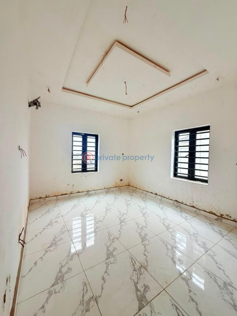 4 bedroom Semi detached Duplex For Sale Omole Phase 2 Ojodu Lagos - 5