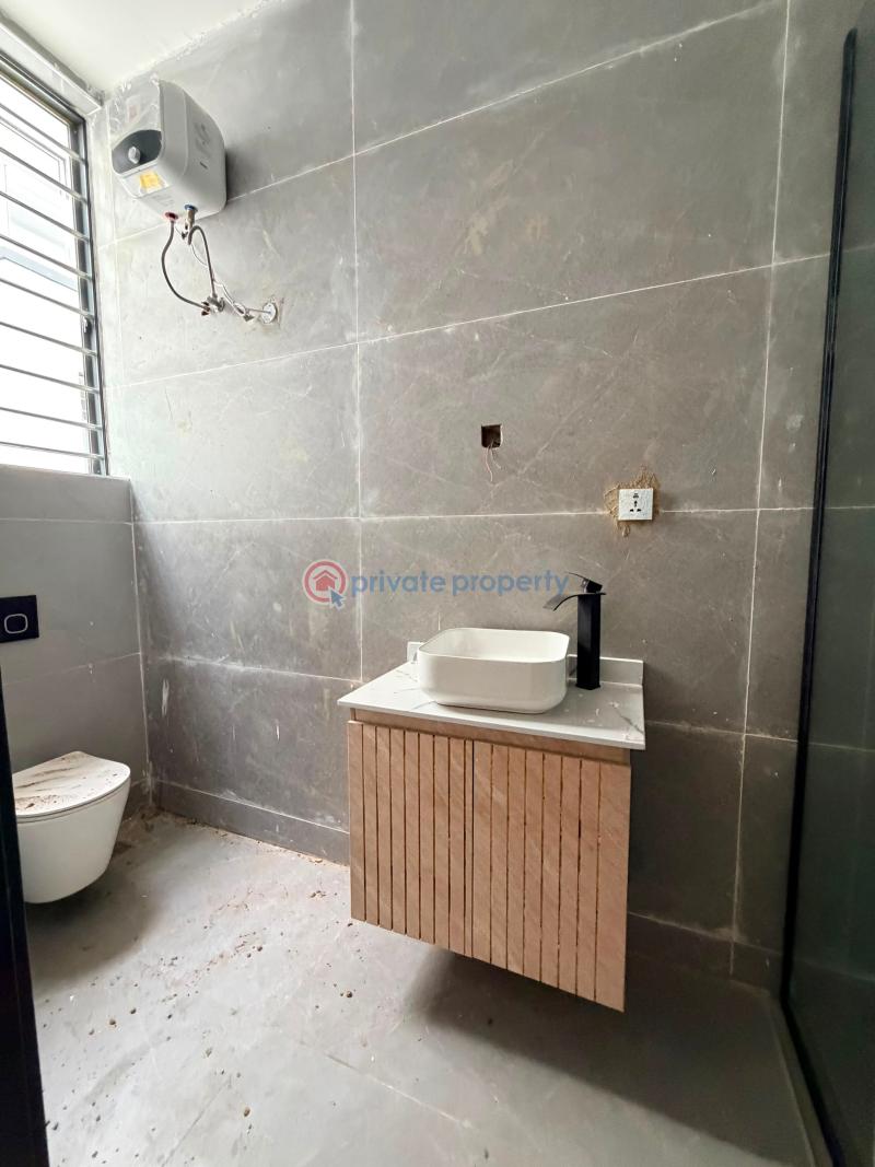 4 bedroom Semi detached Duplex For Sale Omole Phase 2 Ojodu Lagos - 7
