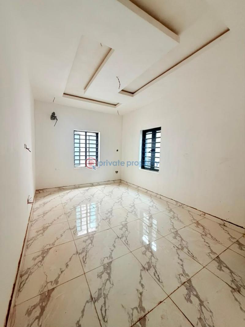 4 bedroom Semi detached Duplex For Sale Omole Phase 2 Ojodu Lagos - 4