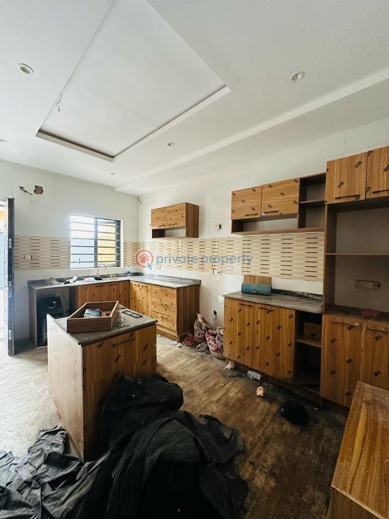 4 bedroom Duplex For Sale Phase 1 Magodo Kosofe/Ikosi Lagos - 4