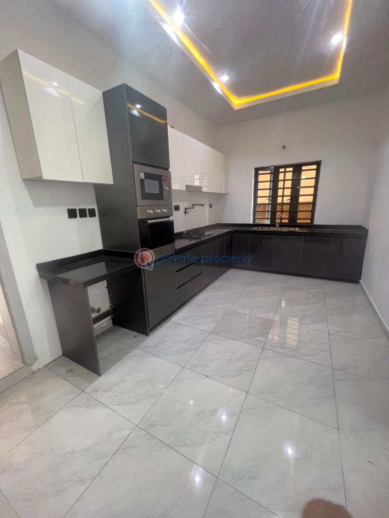 4 bedroom Detached Duplex For Sale Ogudu GRA Lagos - 3