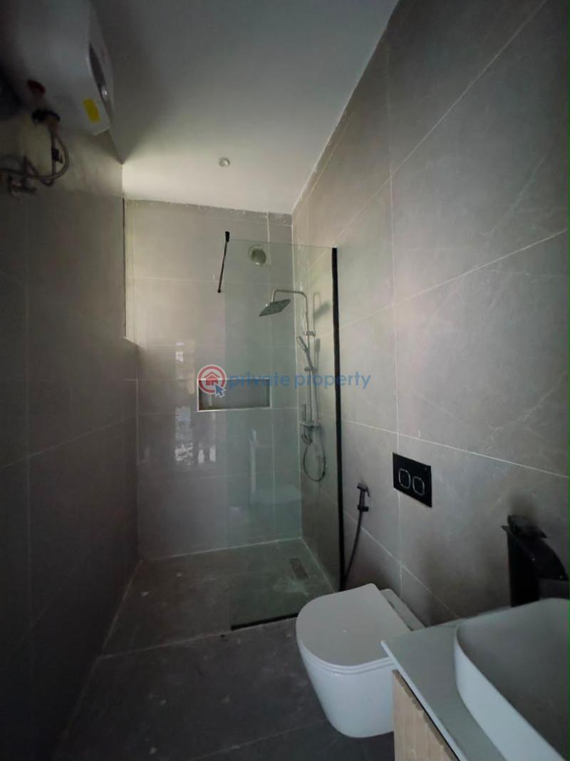 4 bedroom Semi detached Duplex For Sale Omole 2, Omole Phase 2 Ojodu Lagos - 13