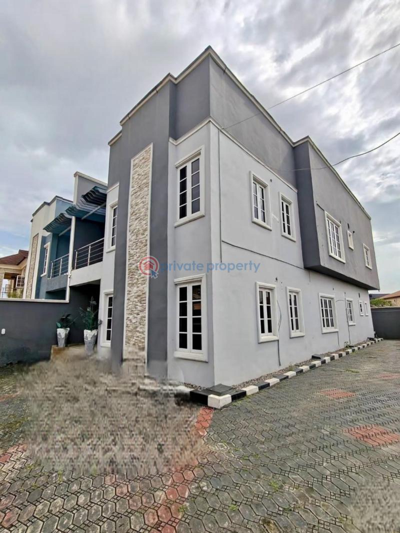 4 bedroom Semi detached Duplex For Sale Maryland Lagos - 0