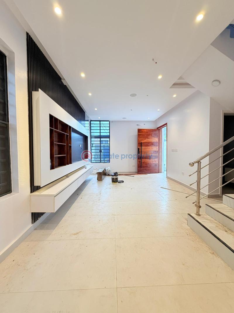 4 bedroom Semi detached Duplex For Sale Adeniyi Jones Ikeja Lagos - 11