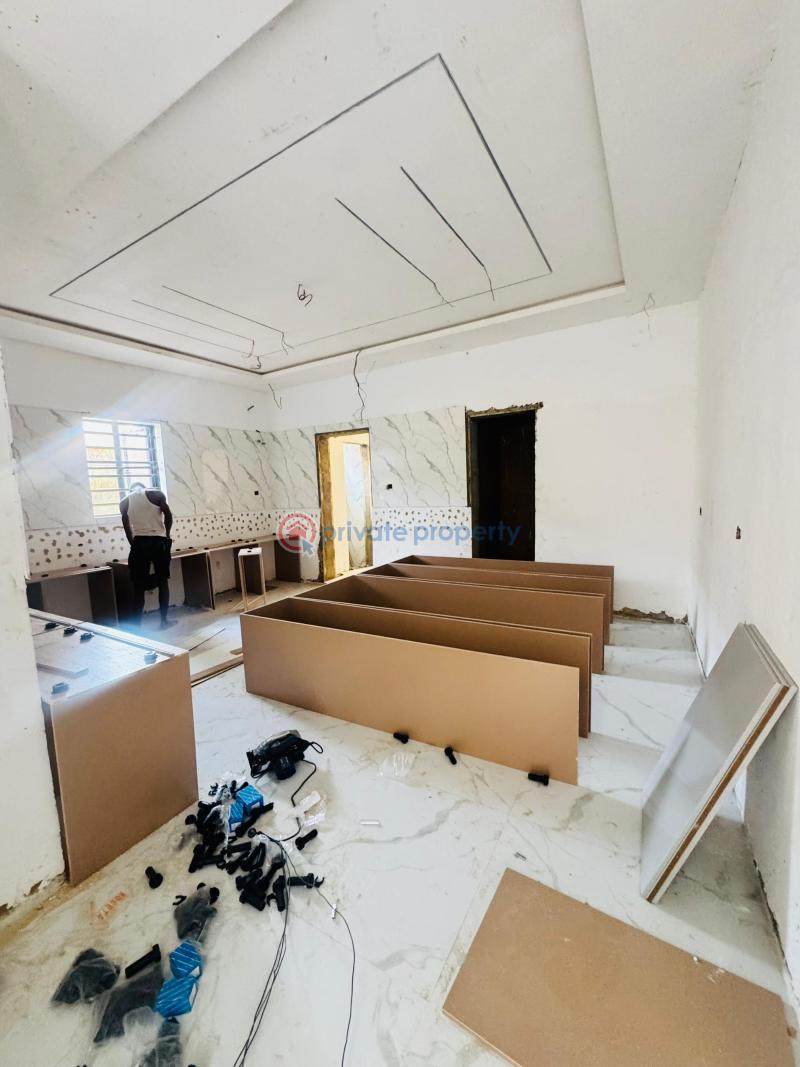 4 bedroom Semi detached Duplex For Sale Magodo GRA Phase 1 Ojodu Lagos - 4