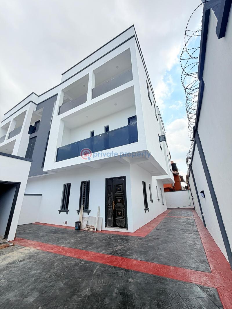 4 bedroom Semi detached Duplex For Sale Magodo GRA Phase 2 Kosofe/Ikosi Lagos - 0