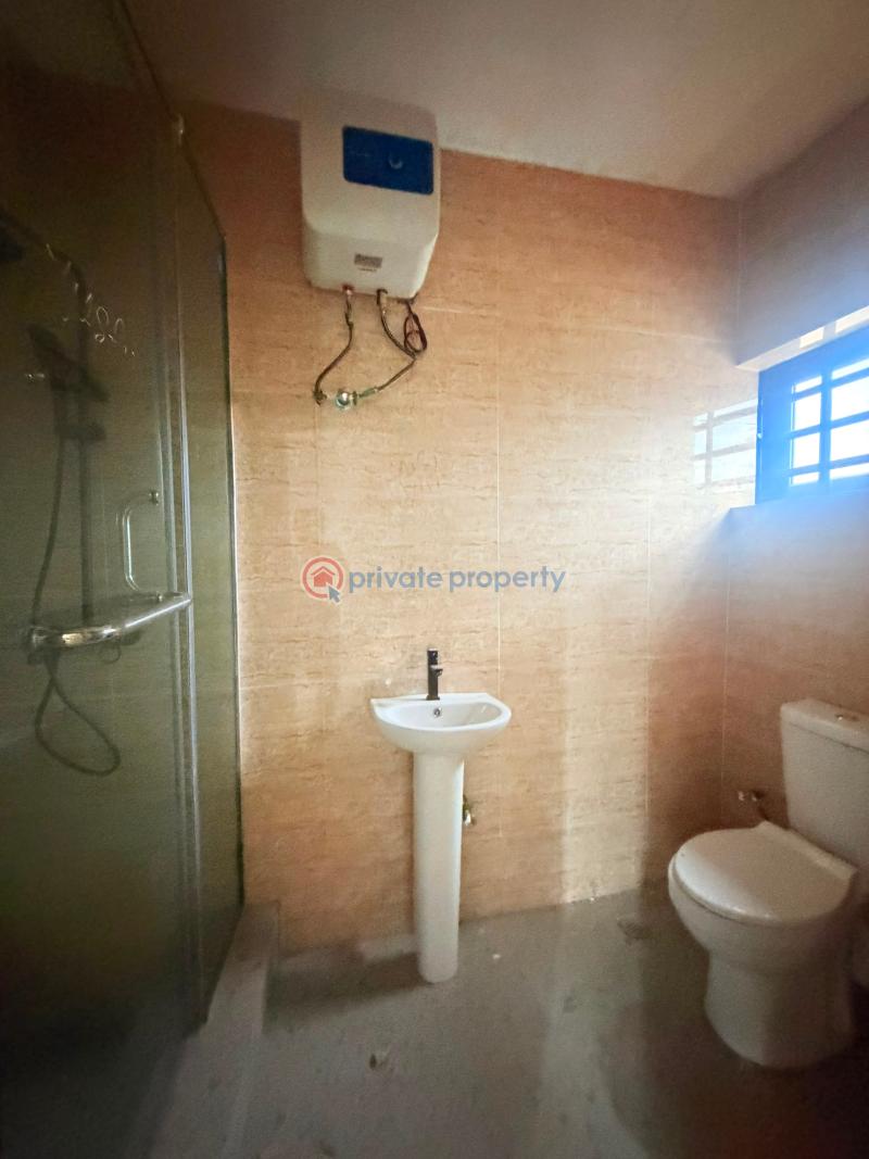 4 bedroom Semi detached Duplex For Sale Ilupeju Lagos - 3
