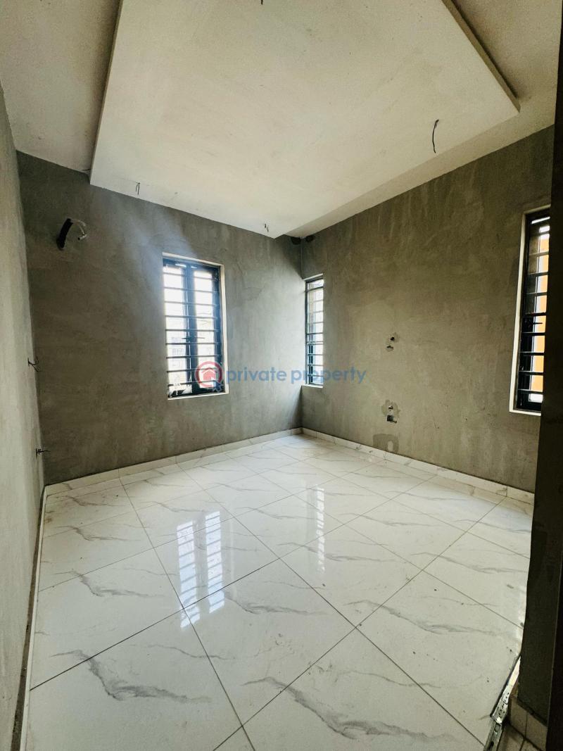 4 bedroom Semi detached Duplex For Sale Magodo Kosofe/Ikosi Lagos - 5