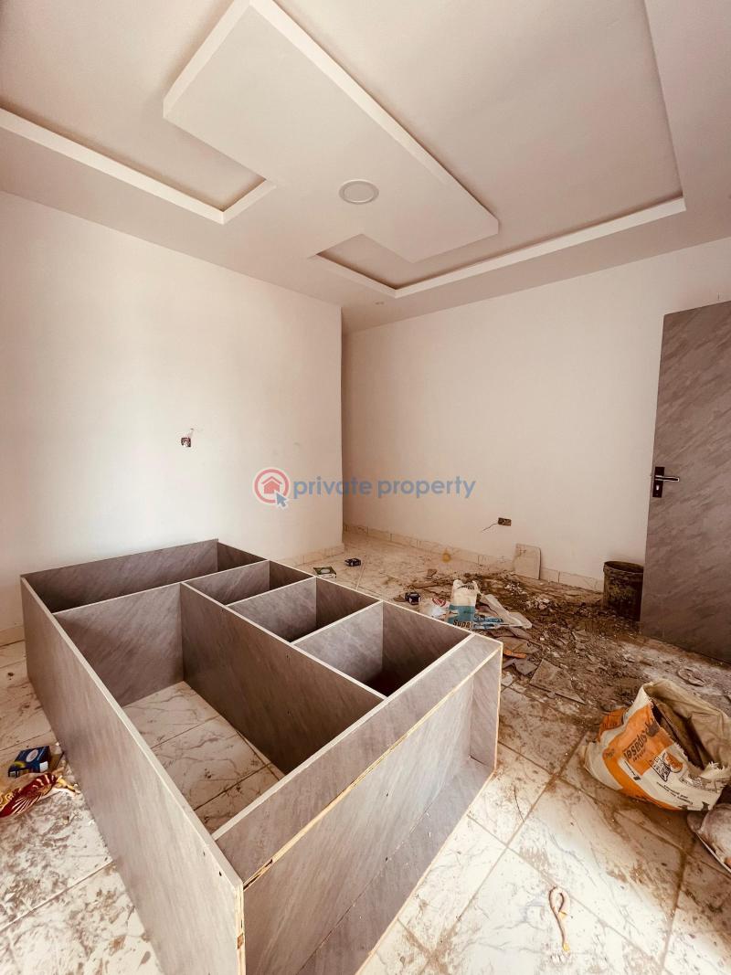 4 bedroom Semi detached Duplex For Sale Magodo Phase 1 Magodo Kosofe/Ikosi Lagos - 9