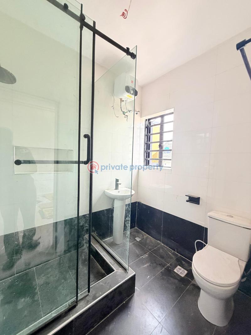 4 bedroom Semi detached Duplex For Sale Magodo GRA Phase 1 Ojodu Lagos - 3